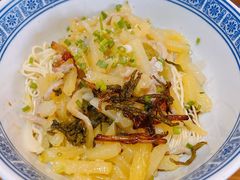 洋芋咸菜肉丝面-沪西老弄堂面馆(定西路店)