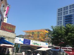 -证大大拇指广场(芳甸路店)