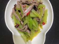 -鼎记酒楼(雁南一路店)