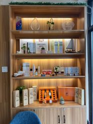 -丝客富脱发养发头皮馆