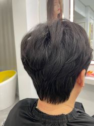 -镁连社·美联社