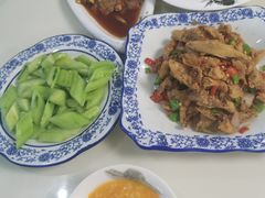 -七的湖·晚芳亭·阳澄湖农家菜·大闸蟹(莲花岛店)