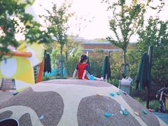 -季高兔窝窝亲子园(上海薰衣草公园店)