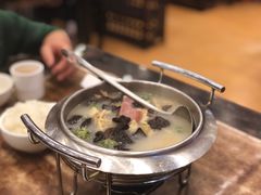 三鲜荠菜圆-一楼食业·美食人家