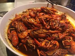 -龙巢盱眙龙虾·牛蛙·烧烤宵夜(八卦岭店)