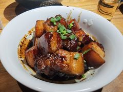 -头上红煨盐鸡·非遗院子餐厅
