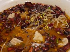 -严记小天府酸菜鱼(西四路店)