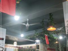 大堂-裕新楼粉面馆·石磨手工粉(四方坪店)