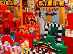 -麦当劳(新世纪环球中心店)