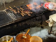 -乔岩保应烧烤店