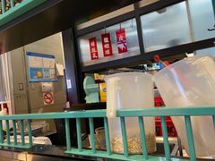 -肥汁米蘭香港米线(长宁来福士店)