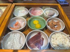 -良米山·云南野生菌过桥米线(上海首店)