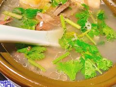 鸭血粉丝煲-南京大牌档(青岛万象城店)