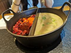 四季草本鸳鸯锅-盡膳口福跷脚牛肉火锅(北美新天地店)