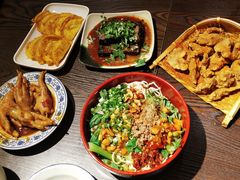 担担面-爆炸头阿姨小四川正宗川味小吃(无任何分店)