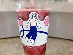 -喜茶(迪士尼小镇·平行宇宙店)