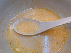 -亮亮面馆(经六路店)