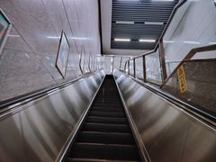 -九华山(地铁站)