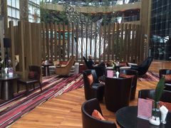 -上海滴水湖皇冠假日酒店