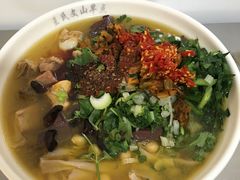 -文山荷鲜居(翠湖店)