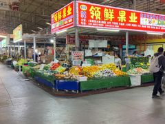 -曼阁市场水果批发市场