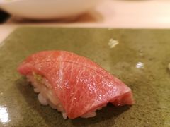 金枪鱼中脂寿司-鮨一日本料理旗舰店(总店)