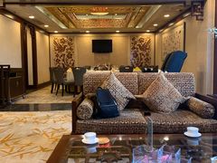 -顺峰海鲜酒楼(省府店)