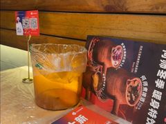 -何师烧烤·小龙虾·江湖川菜·精酿啤酒(成温店)