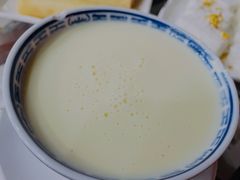 香滑凤凰奶-周大娘牛乳(旧寨古村总店)
