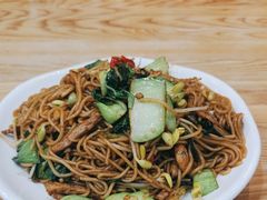 -百味手拨龙虾馆(愚园路店)