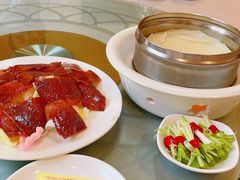 片皮鸭-煲仔王海鲜酒家