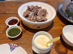 -蒙亨·阿木图赛(乌兰察布天恒广场店)
