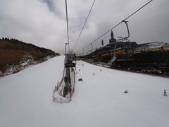 -采薇庄园四季滑雪场
