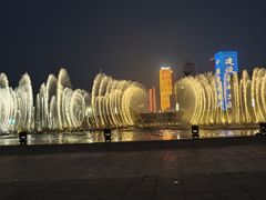 -东港音乐喷泉广场