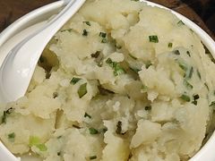 -云海肴·汽锅鸡·云南代表菜(天山百盛优客店)