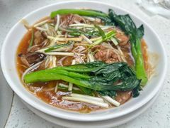 -肥仔文澳门猪骨煲(南京西路店)