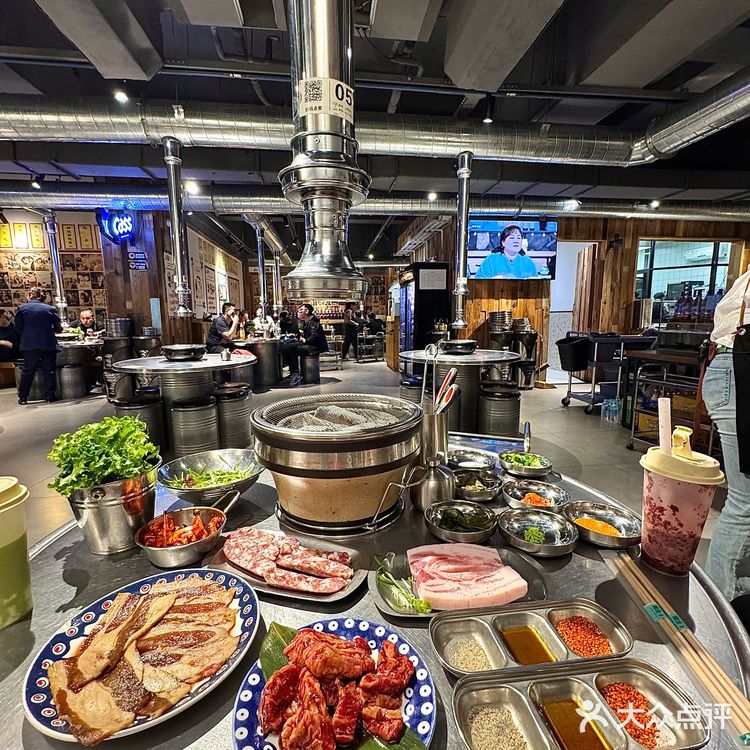 跟着长春本地人吃的烤肉👍服了