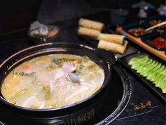 -小椒娘撒椒鱼火锅(三八广场店)