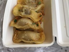 牛肉鍋貼-小姜锅贴(凤凰街店)