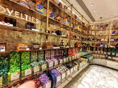 -VENCHI 闻绮(北京国贸商城店)