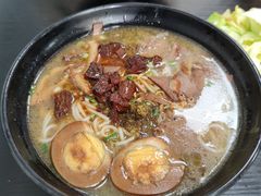 -花溪巷牛肉粉(泉城路店)