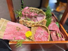 -山川小町·极番烧肉(新地假日广场店)