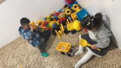 -蹦蹦乐园(南桥百联店)