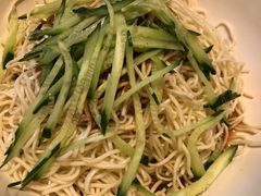 -霄汉牛三鲜湖北砂锅菜(万松园2店)