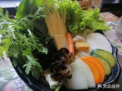 -呷哺呷哺(凯旋广场店)