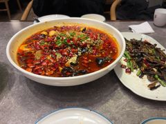 -闫府私房菜·老字号(恒隆店)