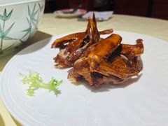 古法烧乳鸽-惠食佳(东风大公馆店)