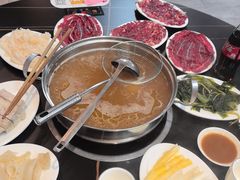 -一鼎牛鲜活牛肉城(晋江海峡国际食品城店)