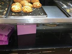 -好利来(彩香店)