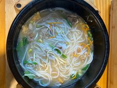 -勺子米线·云南传统小吃市集(四方街店)
